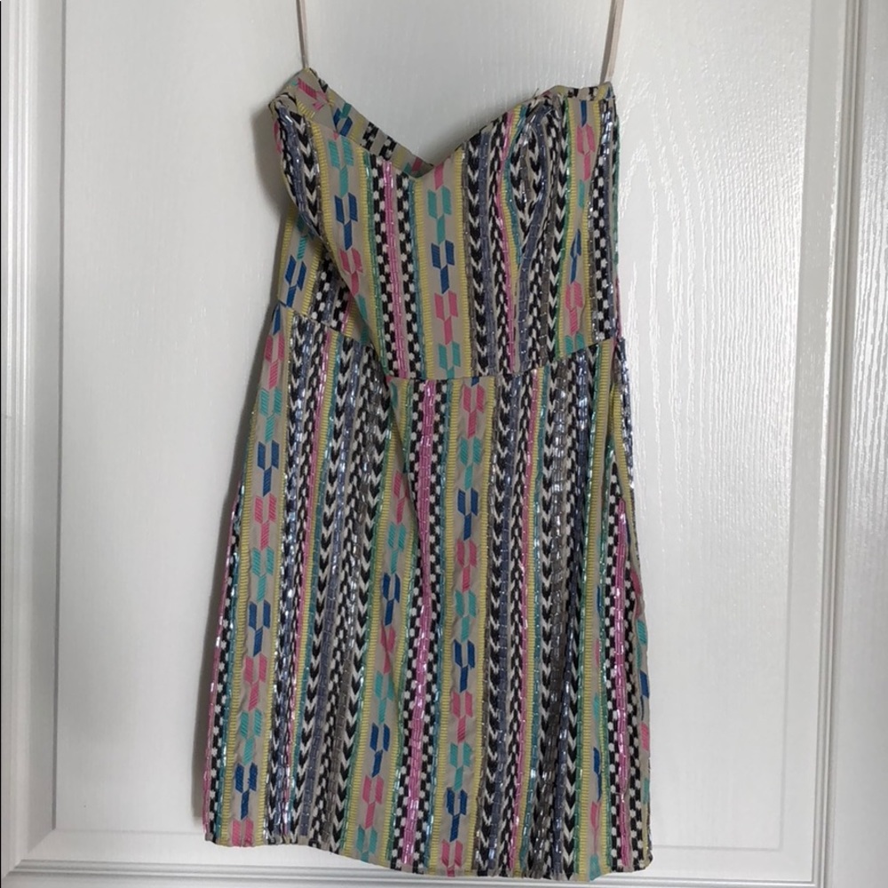 Strapless detailed mini dress